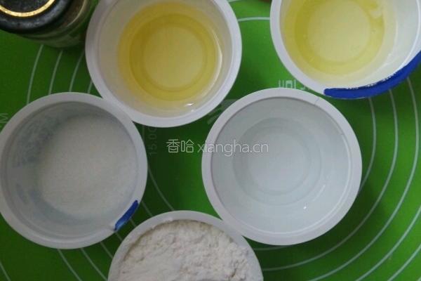芝麻饼干的做法图解1