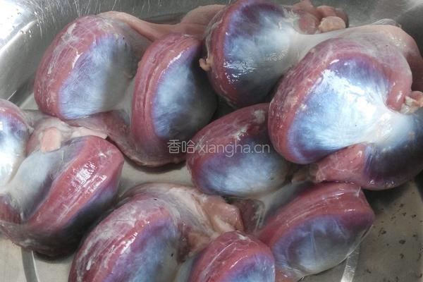 泡椒鸭菌肝的做法图解1