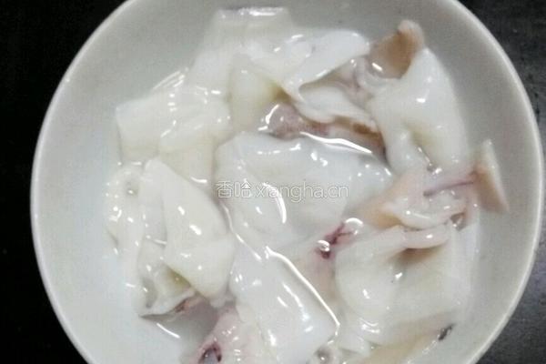 甜椒味章鱼的做法图解1