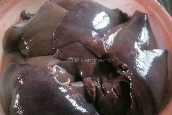 五香猪肝的做法图解1