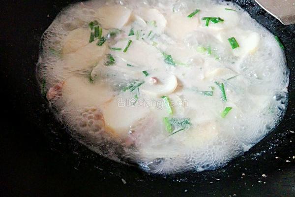 瘦肉淮山汤的做法图解7
