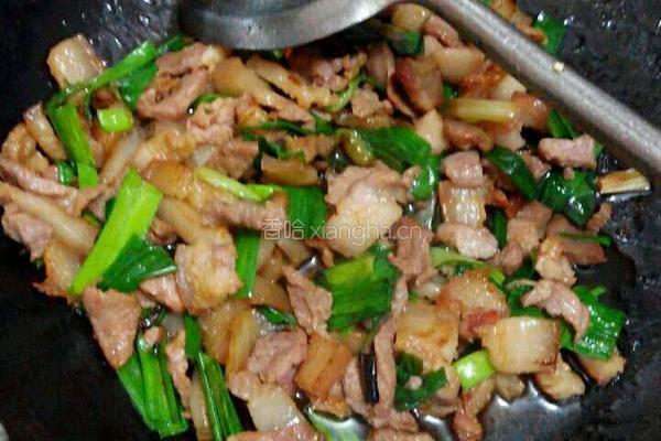 蒜叶炒肉的做法图解8