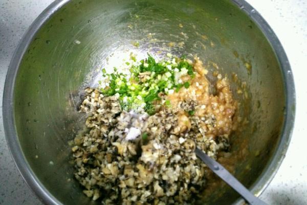香菇馅馄饨的做法图解10