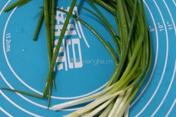 葱香芋头的做法图解2