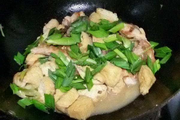 豆泡炖鱼的做法图解10