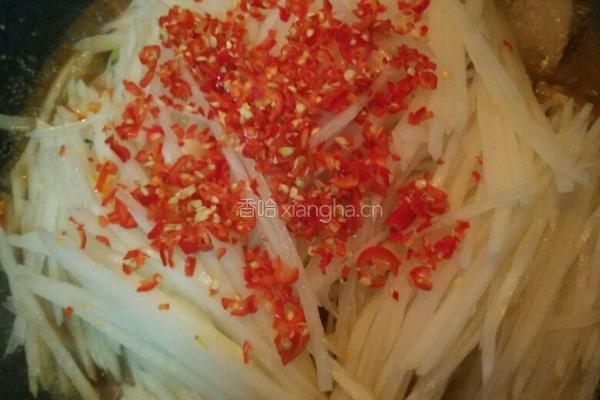 萝卜丝烧带鱼的做法图解5