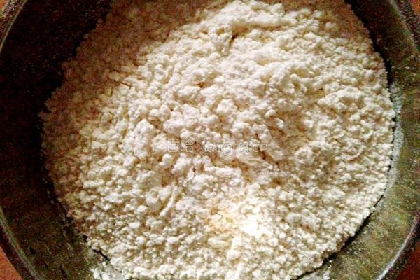 黑芝麻葱油饼的做法图解1