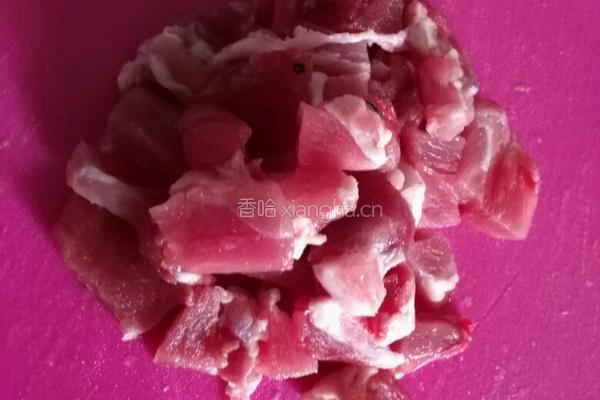 乱炖的做法图解1