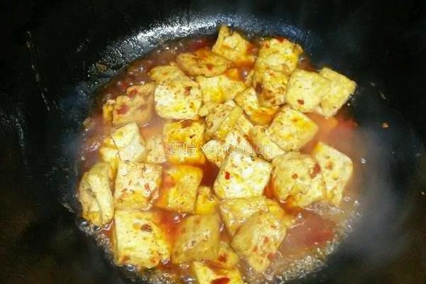 听这道菜的名字《家常豆腐》就让我想起了时时刻刻在为家人做菜的时候要用心认真的做法图解6