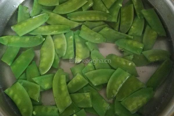 腊味荷兰豆的做法图解4