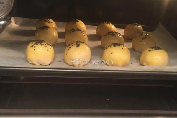 蛋黄酥的做法图解8