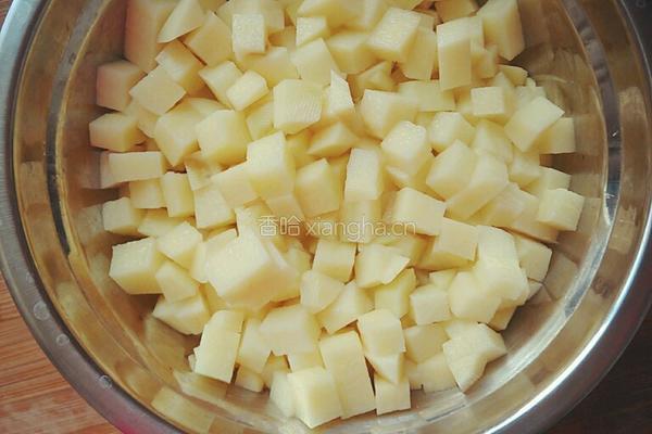 土豆咖喱饭的做法图解1