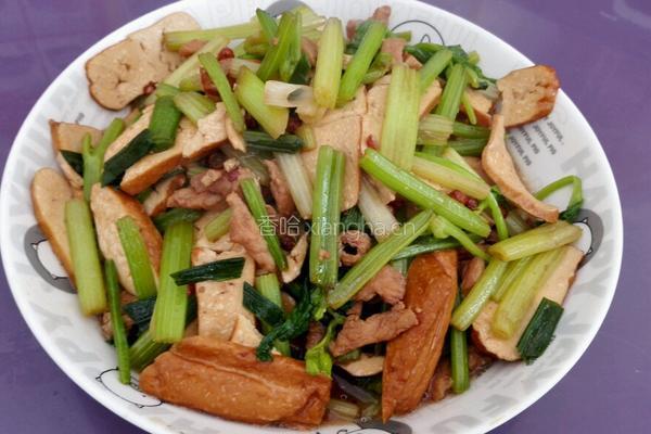 芹菜香干肉丝的做法图解5