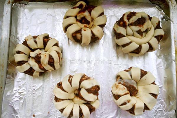 豆沙卷花朵面包的做法图解18