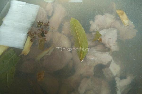 排骨汤的做法图解4