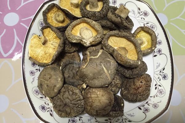 酿香菇的做法图解1