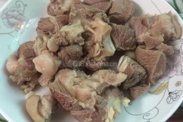 羊肉炖萝卜的做法图解5