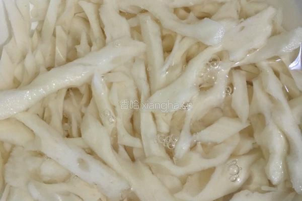 糖醋藕条的做法图解4