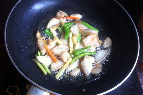 胡萝卜炒肉的做法图解4
