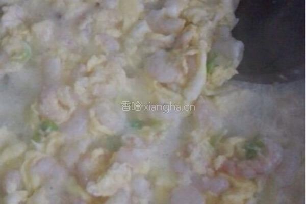 滑蛋虾仁的做法图解3