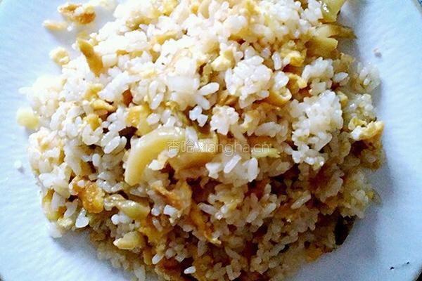 黄金榨菜丝炒饭的做法图解6