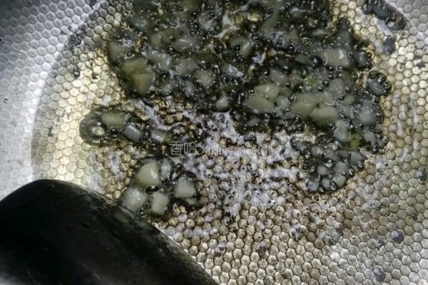 蒜蓉炒地瓜叶的做法图解4