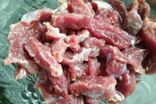 简易麻辣牛肉干的做法图解1