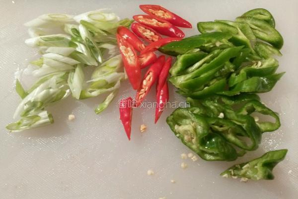 炒辣肠的做法图解3