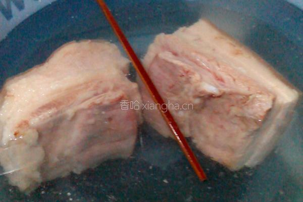 脆皮烧肉的做法图解2