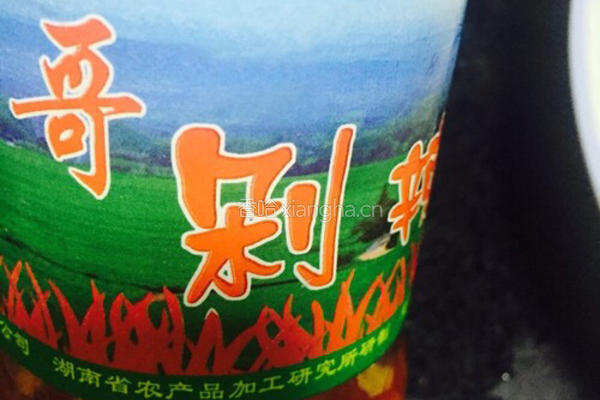 清蒸剁椒豆腐的做法图解1