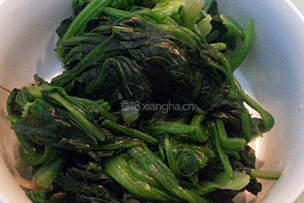 姜汁菠菜的做法图解3