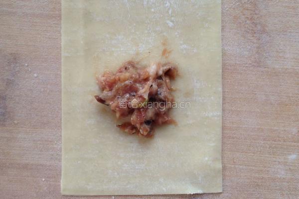 香菇猪肉馄饨的做法图解5