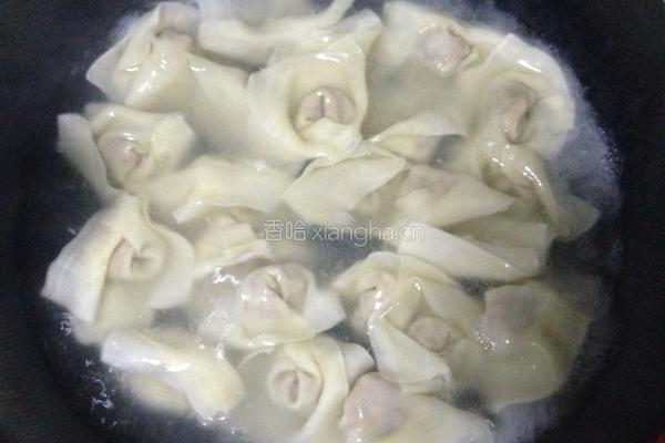 香菇猪肉馄饨的做法图解11