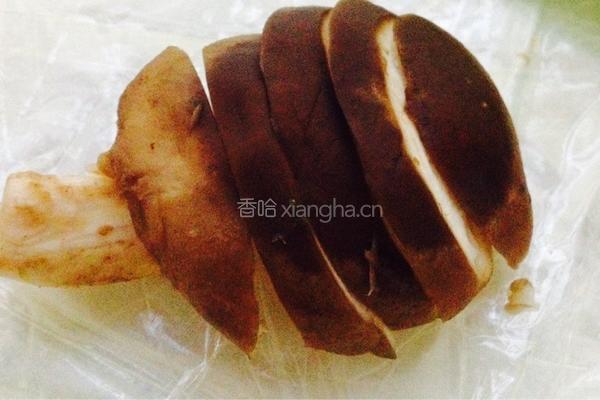 山药香菇的做法图解1