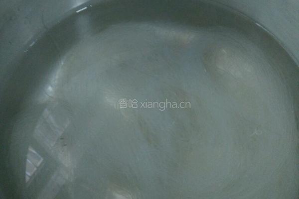 肉末炒绿豆粉丝的做法图解1