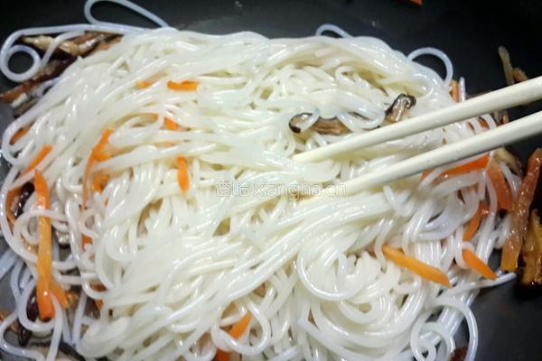三丝炒米粉(粤式)的做法图解8