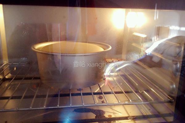 六寸戚风蛋糕的做法图解5