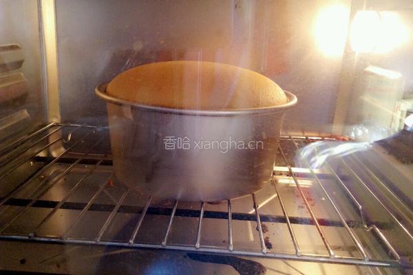 六寸戚风蛋糕的做法图解6