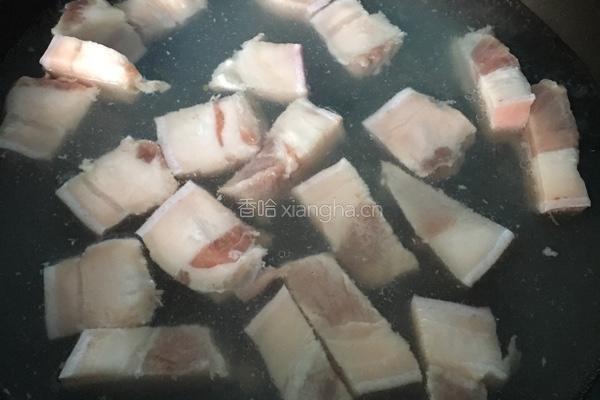 猪肉白菜粉丝煲的做法图解1