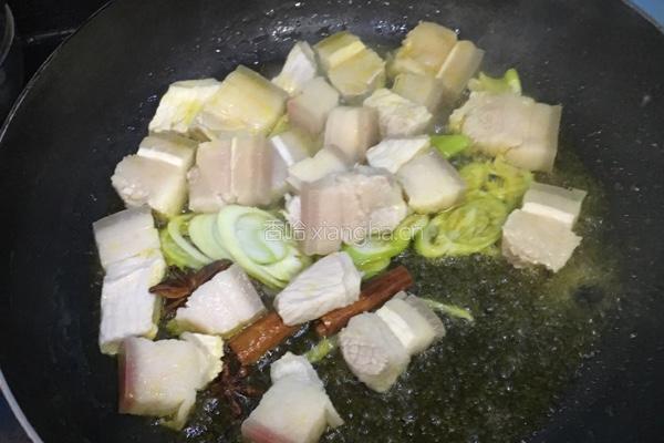 猪肉白菜粉丝煲的做法图解7