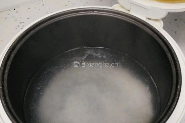 鸡蛋花粥的做法图解2