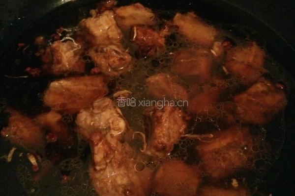 豌豆烧排骨的做法图解5