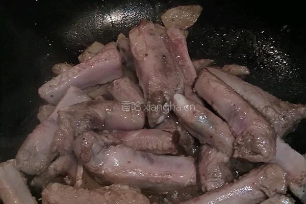 排骨山药汤的做法图解3
