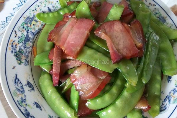 荷兰豆炒腊肉的做法图解7