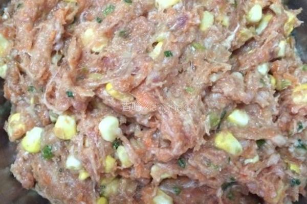 猪肉胡萝卜饺子的做法图解3