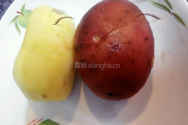 鱼头土豆养生汤的做法图解2