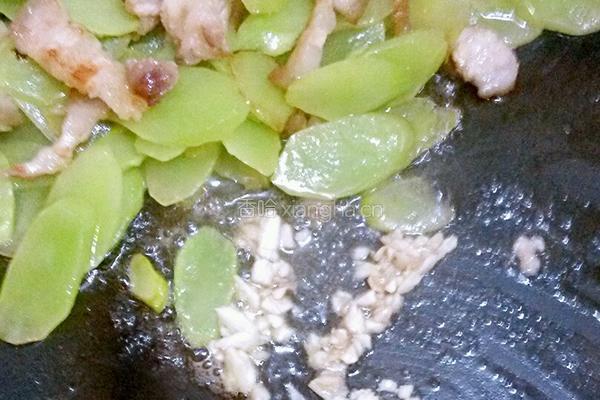 莴笋炒肉的做法图解5