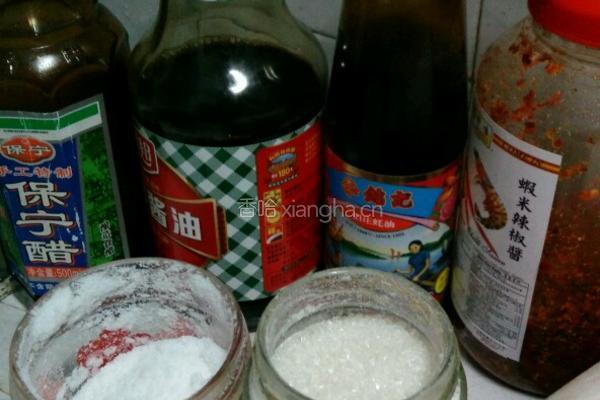 自制爽口罗卜条的做法图解1