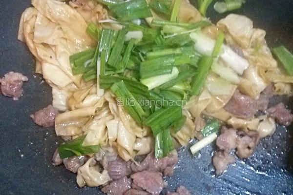 豆腐皮炒肉的做法图解10