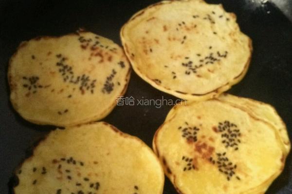 芝麻玉米饼的做法图解4